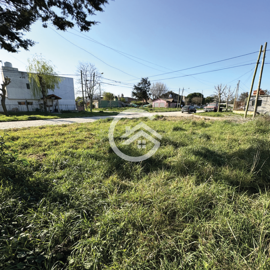 Venta de Lote en barrio El Jardin 