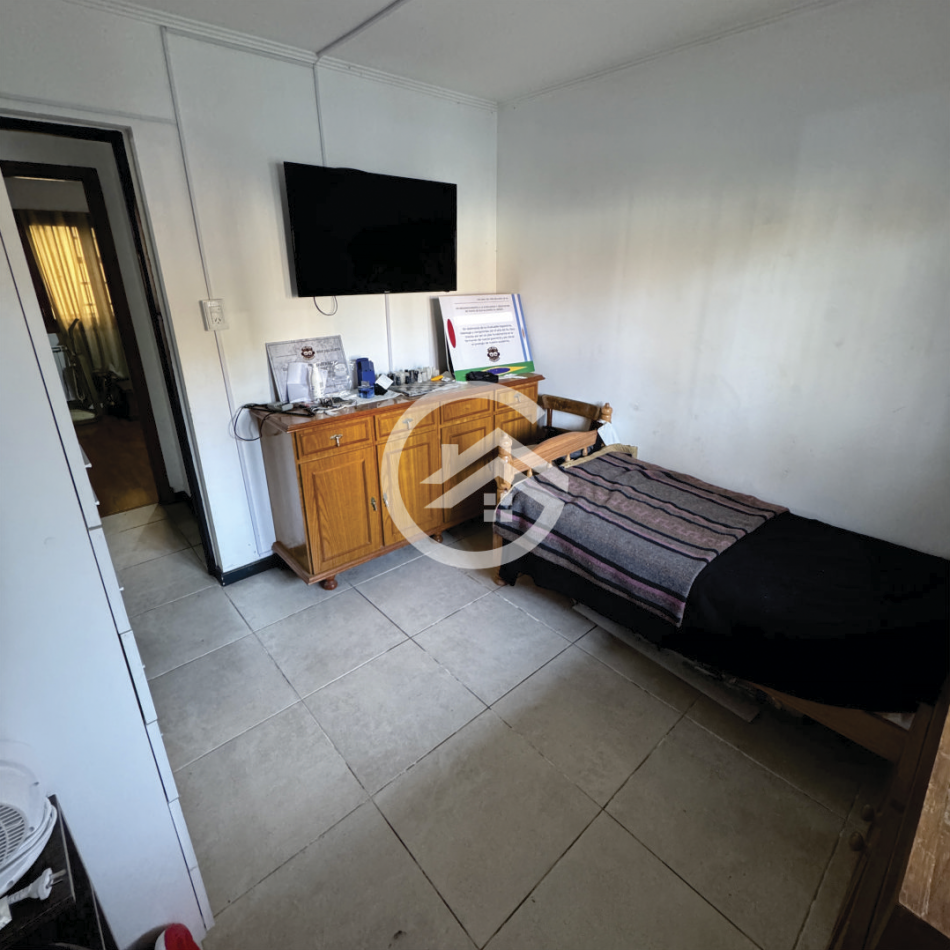 Chalet 5 ambientes en Villa Primera